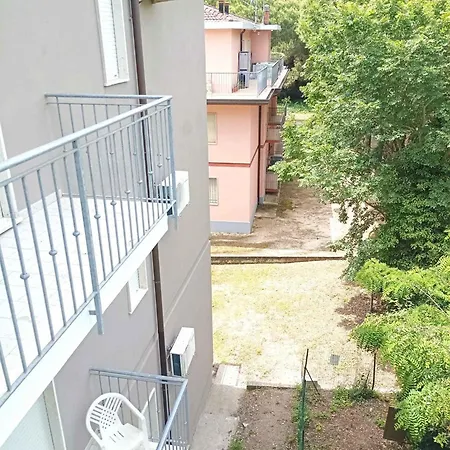 In 24930 公寓 罗索利纳马雷